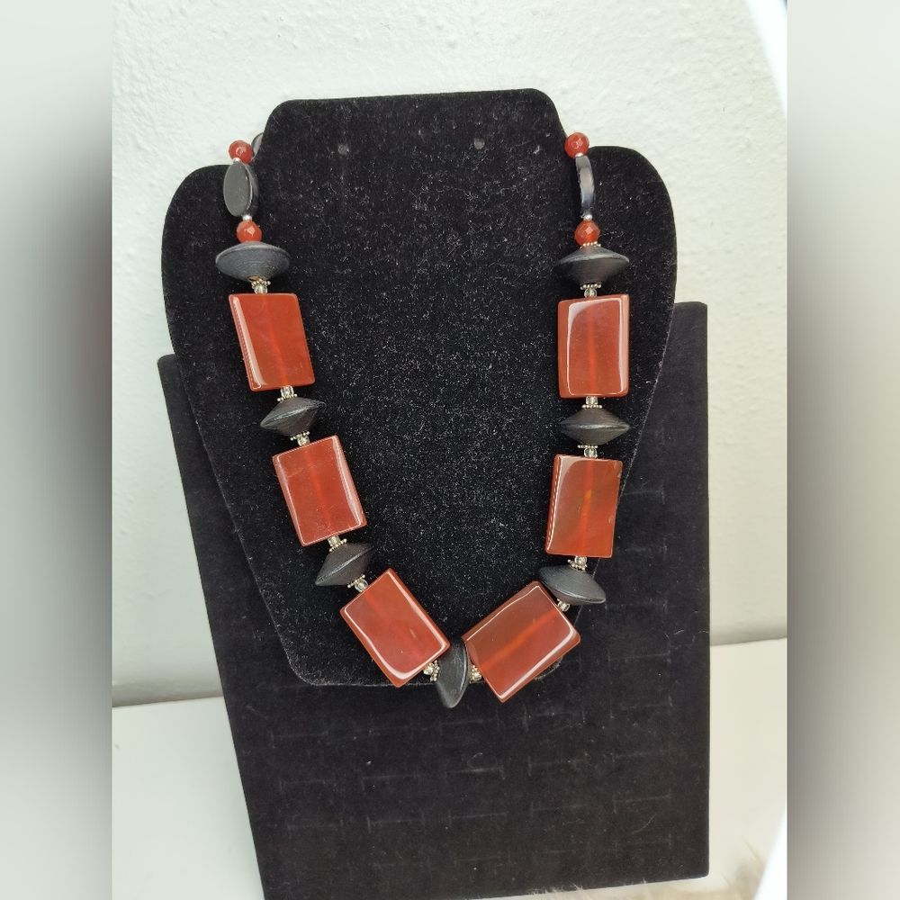 Statement Necklace Rentagular Apricot Agate & Wood Sauce Toggle T Bar Cl…